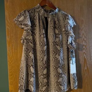 NWT 1. STATE THE FLEUR RICH BLACK COMBO TOP